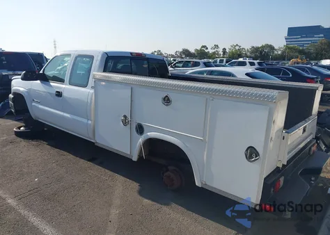 2005 Chevrolet C2500 C2500 Heavy Duty из США, поврежденный, VIN 1GBHC29U85E287646